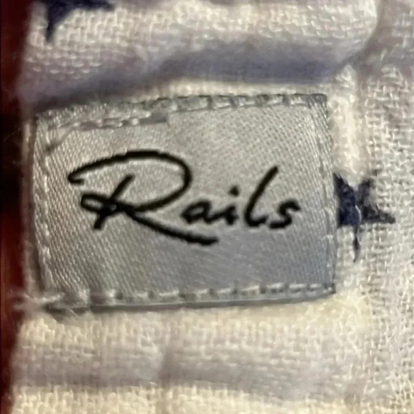 Rails Womens White Button Down Shirt Black Stars Long Sleeve Patriotic Linen Top - Picture 5 of 9